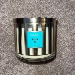 Black tie bath and body works candle